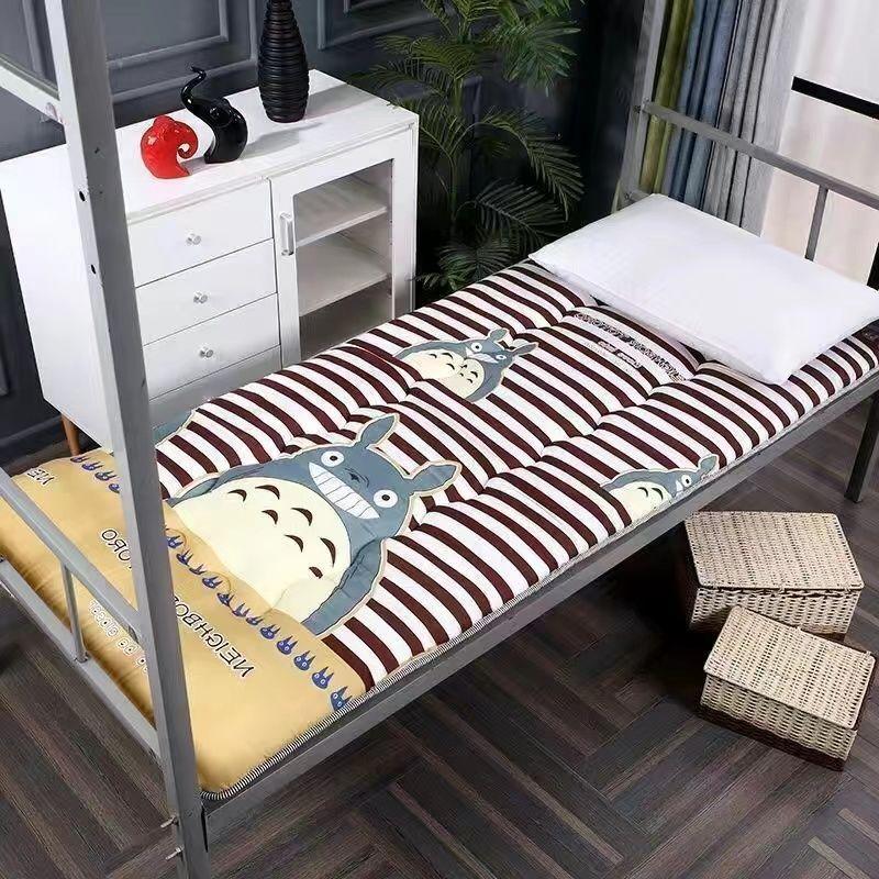 Ortable Futon Mattress | Skin-Friendly, Non-Slip, Breathable Cam Sleeping Pad with Star Pattern, Foldable Tatami Mat for Home and Travel