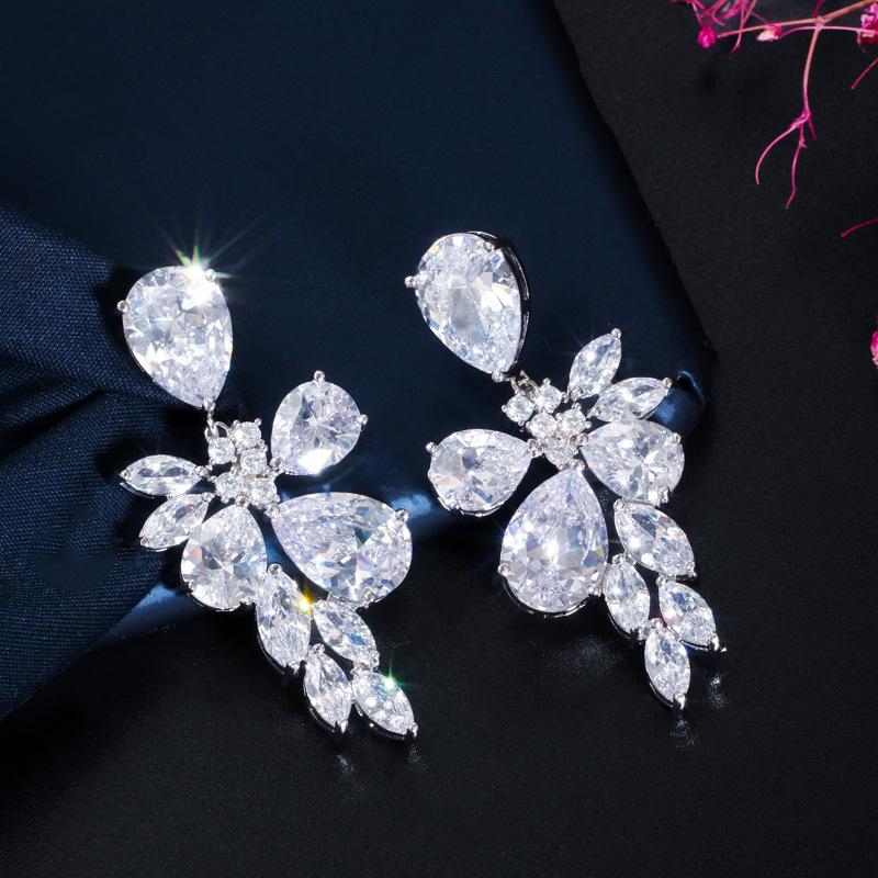 Exquisite Temperament, Super Flash Horse Eye Zircon Earrings, Ice-Shaped Flower Pendant Earrings, Can Be Mixed In Batches
