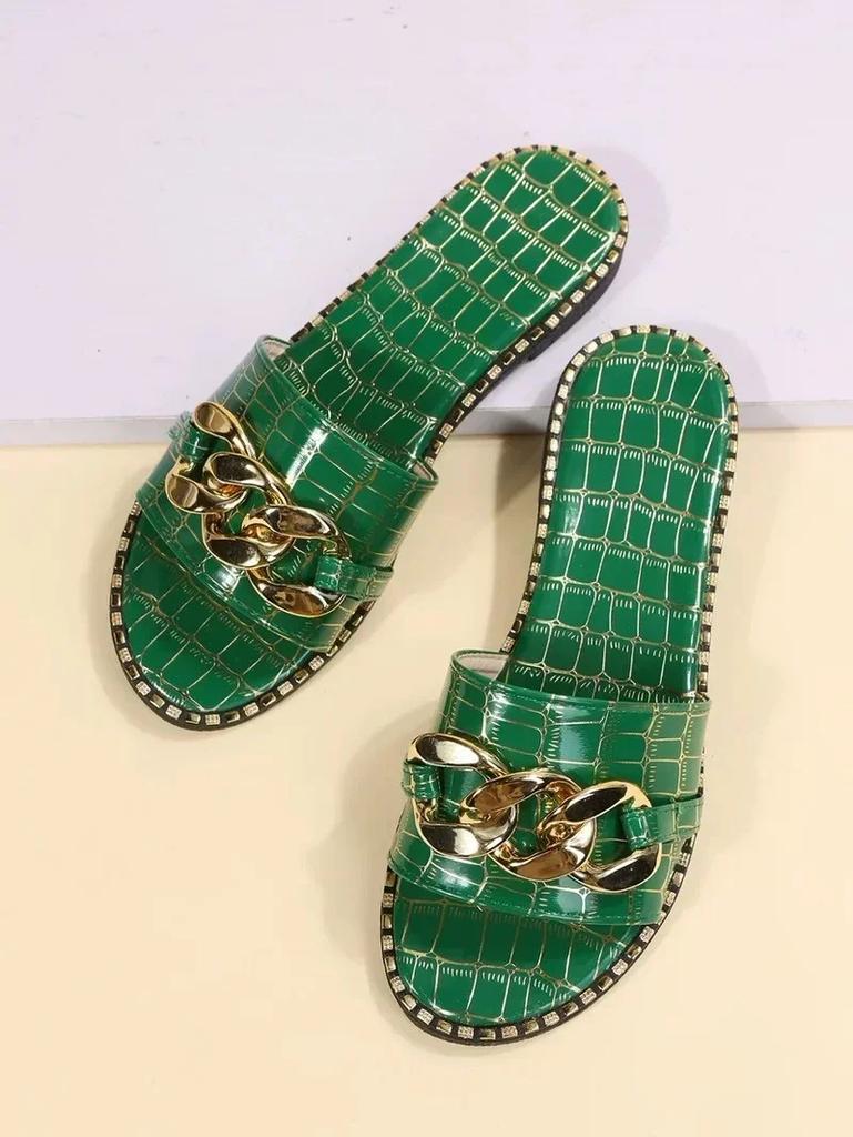 fashion Fashion Sexy Chain Lock Solid Color Plus Size Summer New Style Roman Style Flat Outdoor Female Slippers Women Sandals 35-42