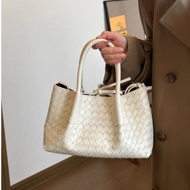 Guangzhou Shiling Double-Sided Available Hand-Woven Portable Vegetable Basket Casual Versatile Messenger Bag
