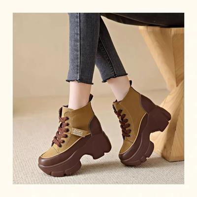 Sneakers da donna con suola spessa, nuovi stivaletti alla caviglia con lacci alla moda per le donne, scarpe con plateau, per aumentare l'altezza, stivali casual da donna