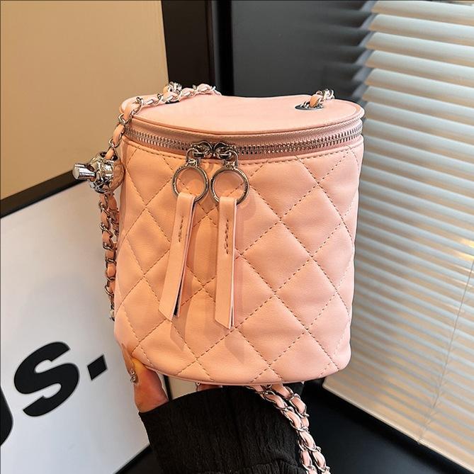 New Bucket Bag Diamond Chain Bag Shoulder Bag Heart-shaped Versatile Messenger Bag Women
