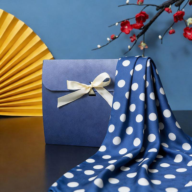 1Pc Silk Scarf Packaging Gift Wrapping Gift Box Practical Packaging Box Minimalist Envelope-style Pearlescent Paper Ribbon