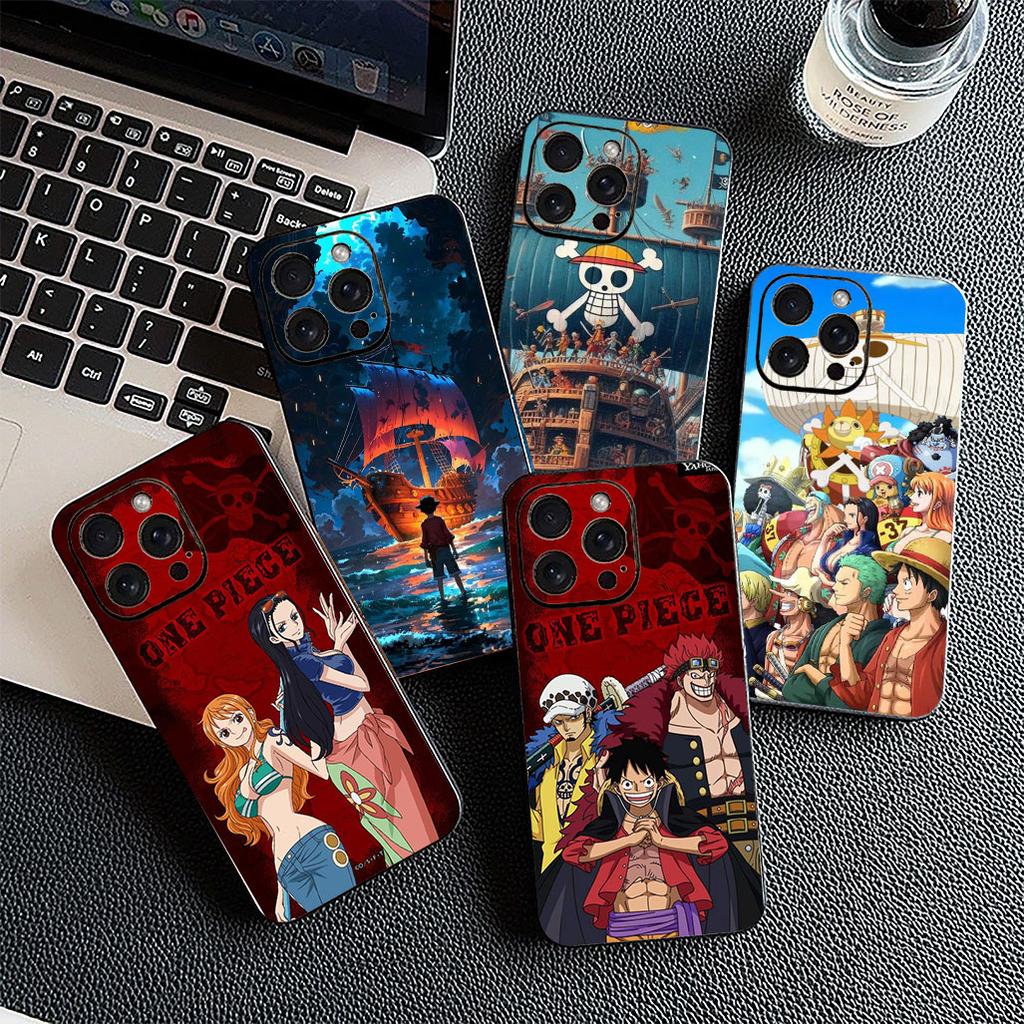 One Luffys Trafalgars Laws P-Pieces Phone Case for Motorola Moto G55 G45 G75 G85 G35 Edge 50 30 Fusion 40 NEO Ultra Pro Cover