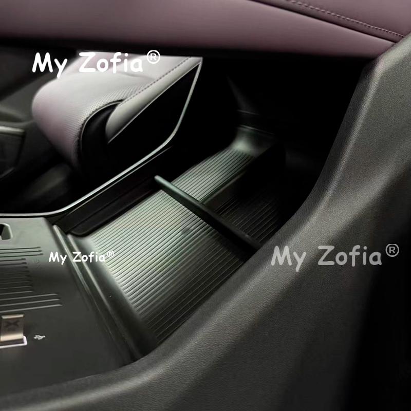 For XPeng P7 2025 2026 Car Central Armrest Storage Box Wireless Charging Silicone Pad Lower Storage Box Tray Accessories
