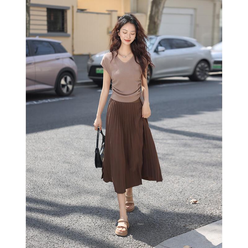 Demana Elastic Waist Pleated Midi Skirt
