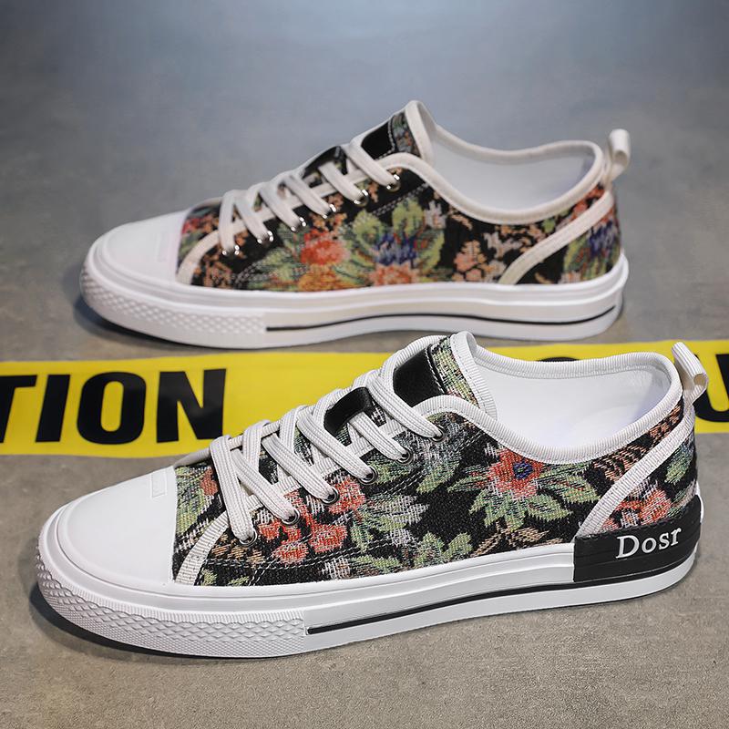 22 summer new knitted fabric casual board shoes soft sole printing graffiti canvas trendy shoes 39