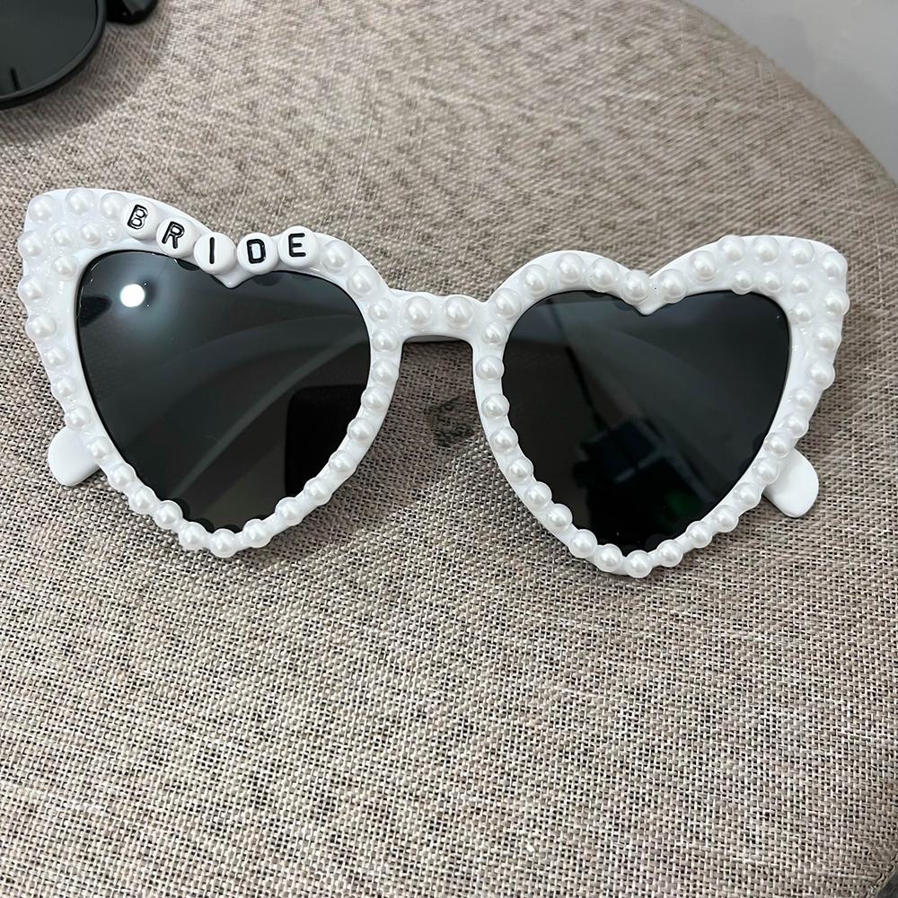 2Pcs Bride Groom Sunglasses Pearl Heart Sunglasses Groomsman Bridesmaid Gift Bride To Be Bachelorette Engagement Bridal Shower