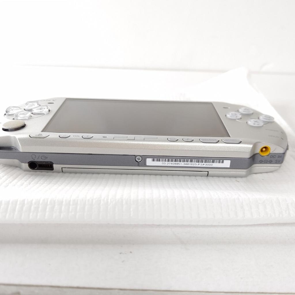 [USED] Game Console SONY PSP-3000 Mystic Silver PlayStation Portable Japan Store