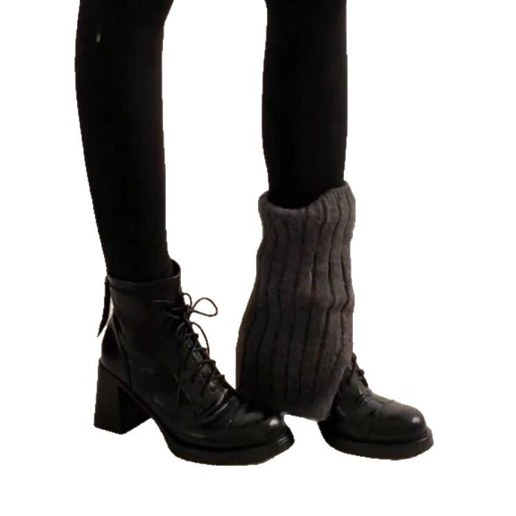 Cowhide Version~ Commuter Style Small High-heeled Martin Boots Women's Retro Temperament Round Head Lace-up Rear Zipper Small Short Boots