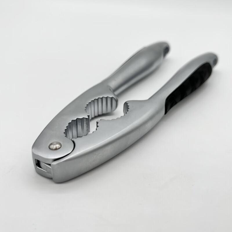 Ruhan Aluminum Alloy Walnut Cracker & Multi-Tool