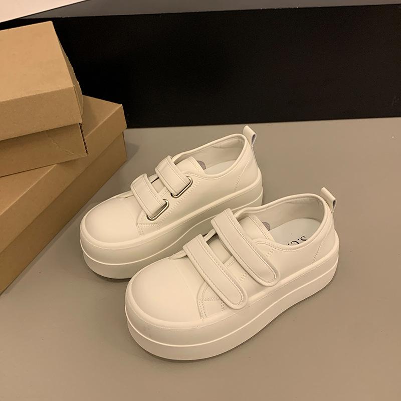 Little white shoes women's 2025 new versatile chic with skirt Velcro board shoes platform heightening casual bread shoes women