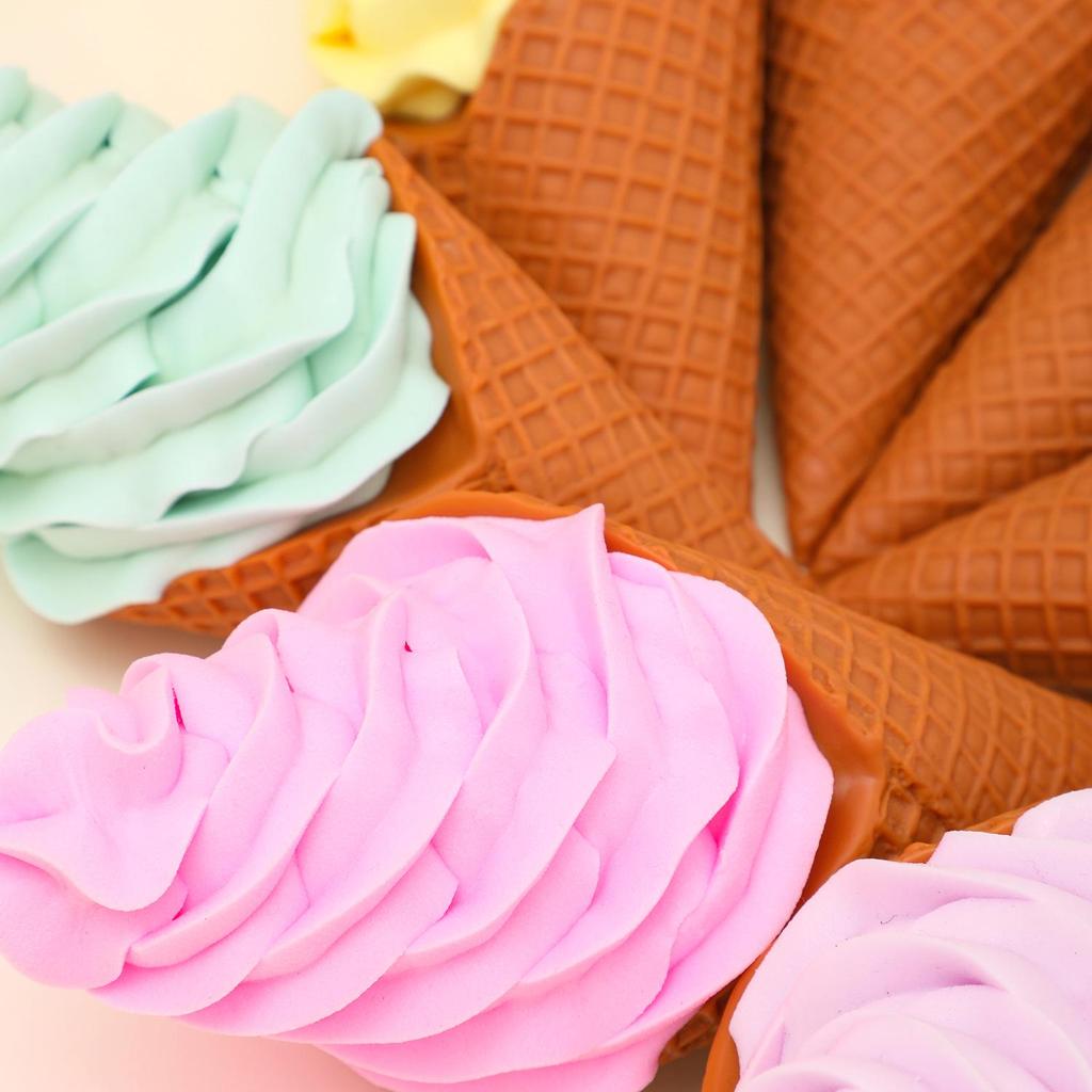 Giant Burger and Ice Cream Cone Model Ornament for Display