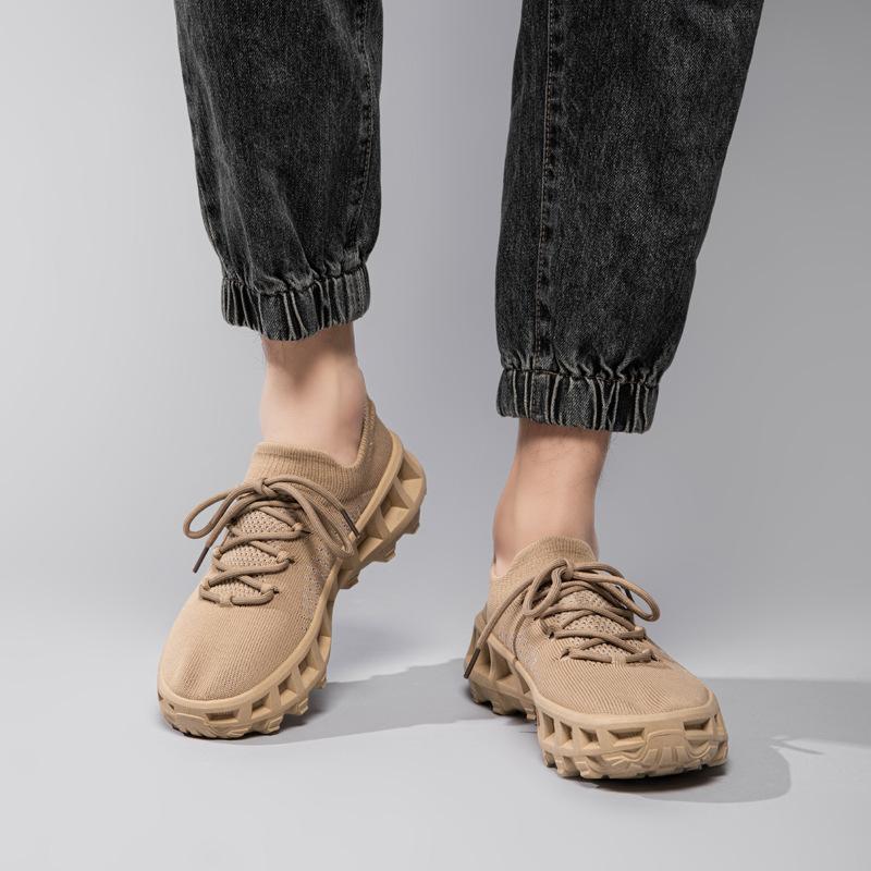 Foreign trade summer fly-woven mesh sports shoes men's deodorant breathable socks shoes lightweight fashion trend casual running