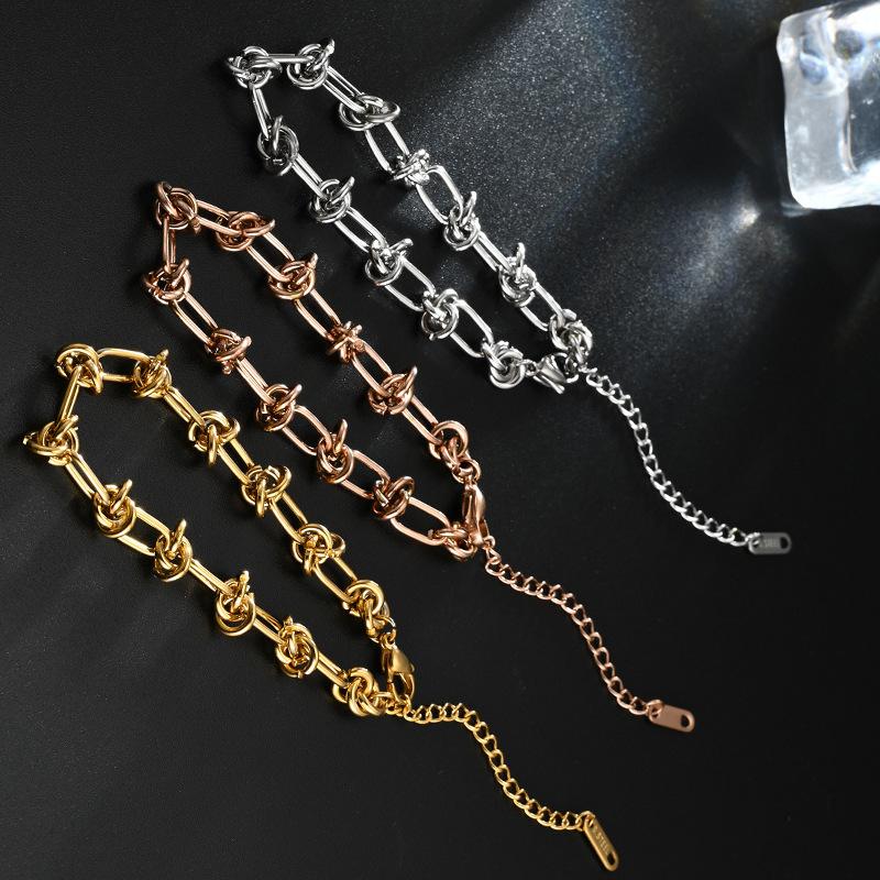 

Персональный золотой браслет для девочек