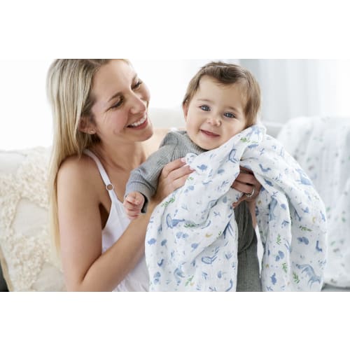 aiden and anay swaddle aswo40002 outdoors baby