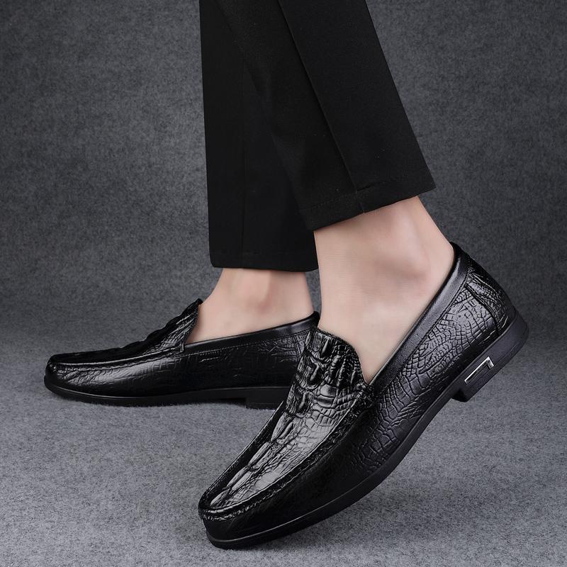 Fashion Fashion Luxury Men Dressing Shoes High Quality Casual Business Shoes Hot Sale Formal Men's loafers Comfortable Soft driving flat