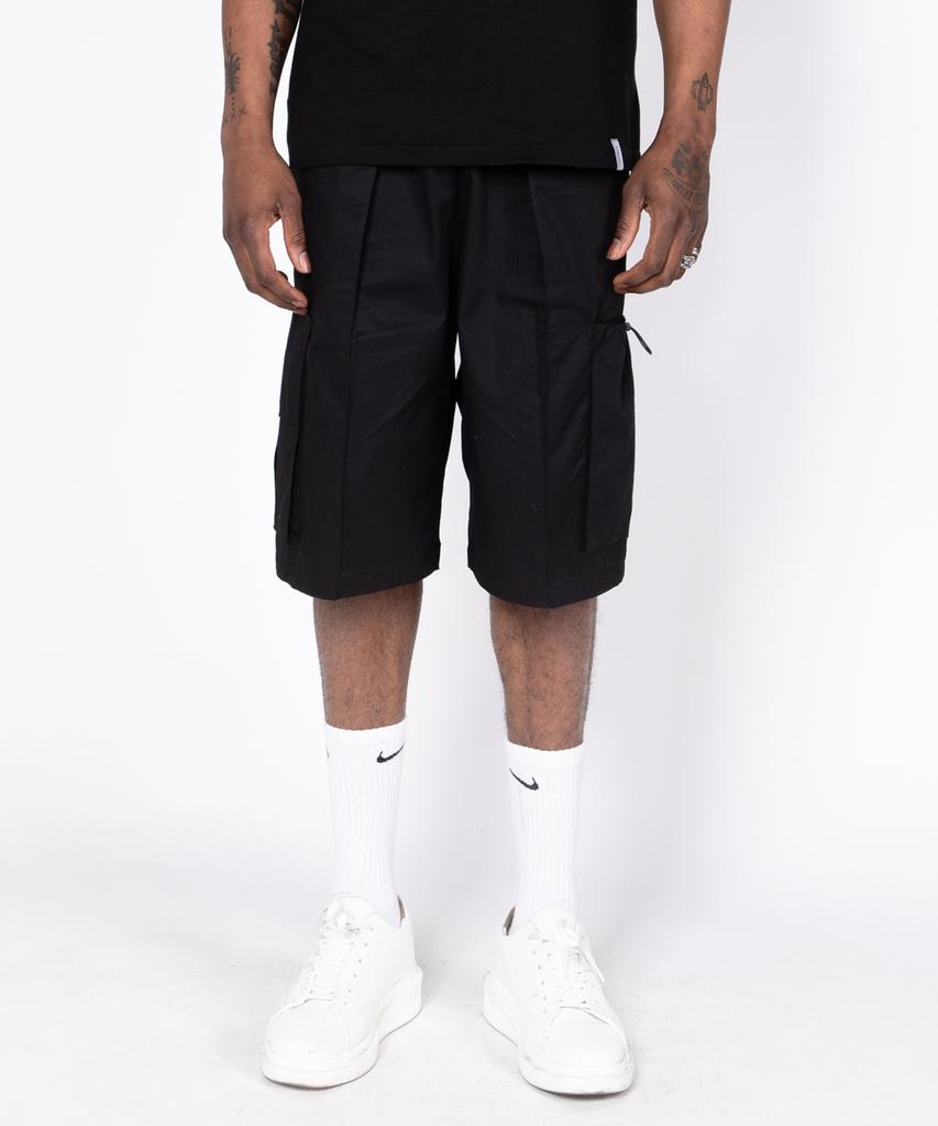 Gachi Asymmetrical Cargo Half Pants