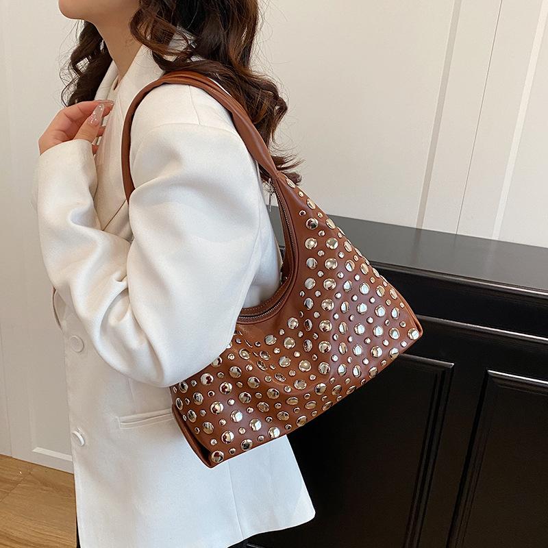 Women Casual Top Handle Bag with Studs Large Capacity Tote Office Commuter Bag Comfortable and Versatile Texture Shoulder Bag