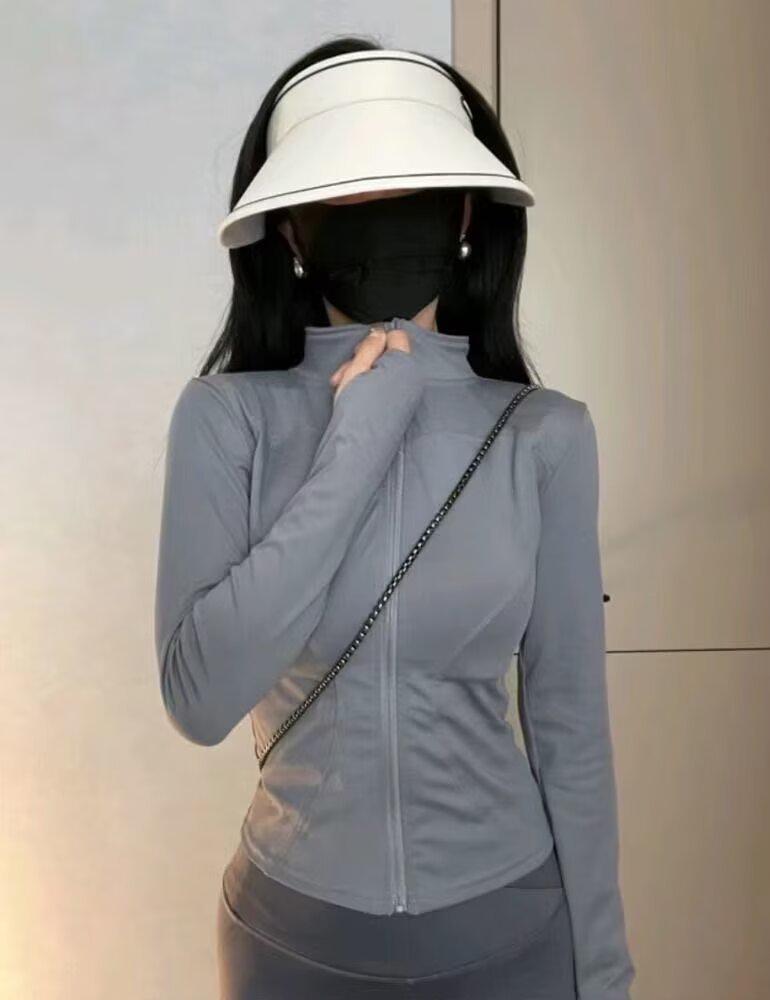 Women's Slim Fit Long Sleeve Sun Protection Running Jacket - White Stand Collar Fitness Outerwear