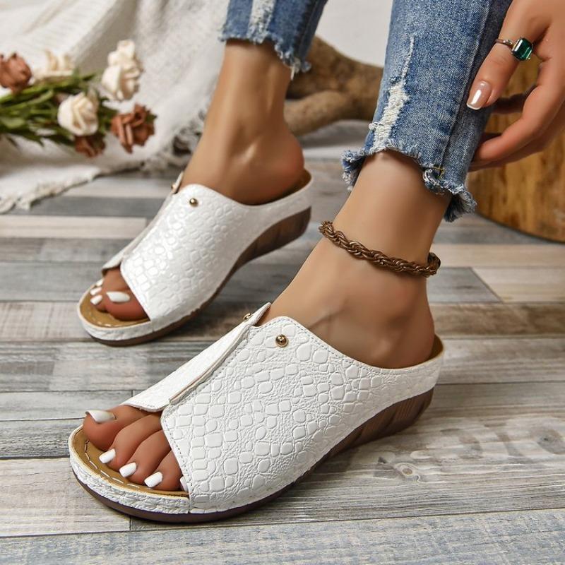 Summer Large-sized Sandals, Thick-soled Shoes Fish-mouth Sewn Women's Slippers