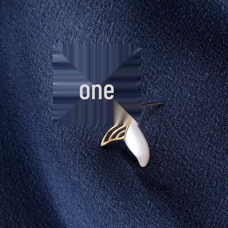 S925 Sterling Silver Gold Hollow Fish Tail Stud Earrings - Korean Style High-End Luxury for Women