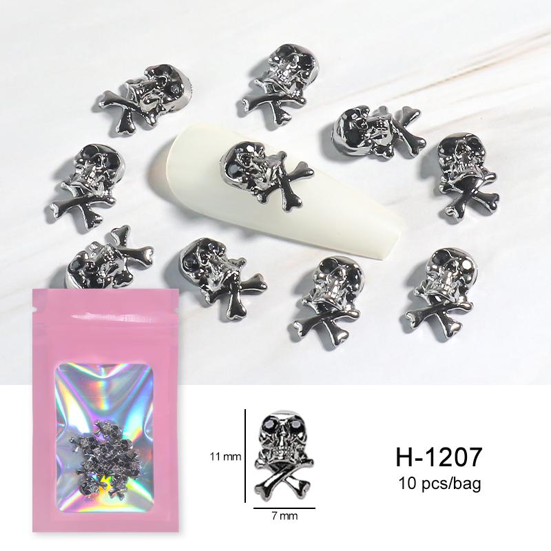 Alloy Skull Nail Charms Retro Halloween Decals Ornaments 3D Ghost Silver Classic Jewelry Nails Art Design Manicure Accessories