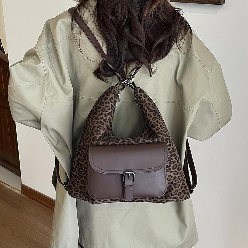 Autumn and winter large-capacity underarm bag women's 2025 new leopard print tote bag multi-functional one-shoulder dual-purpose bag