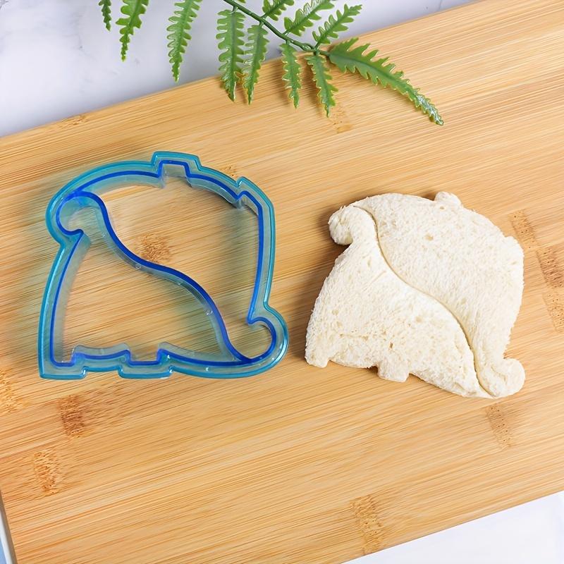 1PC Dinosaur Shape Modeling Bread Slicing Tool Sandwich Crust Cutter Bread Cutter Mold For School Office Halloween Christmas Gift Kitchen Gadgets