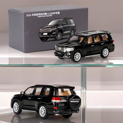 1/64 Toyotas Land Cruiser LC200 2016 SUV Alloy Car Model Diecast Metal Off-road Vehicles Car Model Miniature Scale Kids Toy Gift