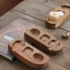 Akazienholz Eierbecherhalter Multifunktional Natürliches Finish Eierschalenbecher Kompaktes Design Langlebige Konstruktion Eierbecher Frühstück