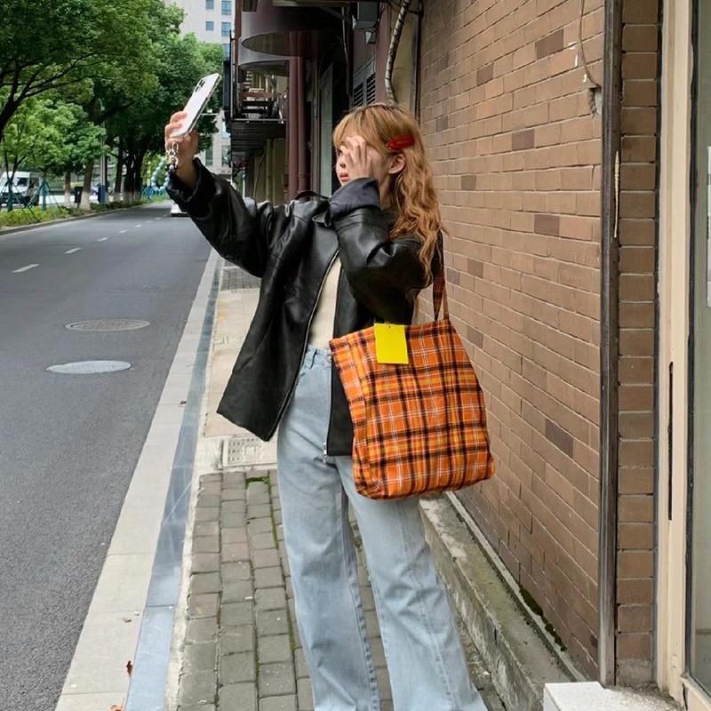 Women's Bags Fashion Retro Orange Striped Tote Bags New Niche Design Small Fresh High Capacity Trend Shoulder Bags Handheld Bag