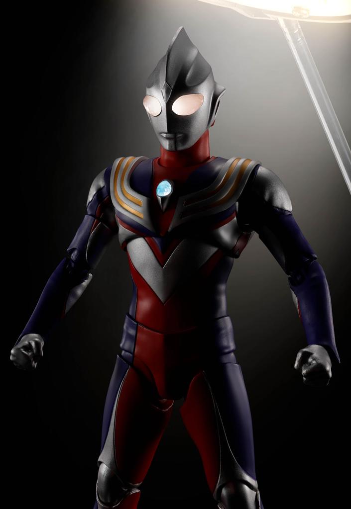 TAMASHII NATIONS Bone Carving Ultraman Tiga 30th Anniversary Edition 150mm ABS PVC Painted Action Figure S.H.Figuarts (True Method) Multi-Type Approx.