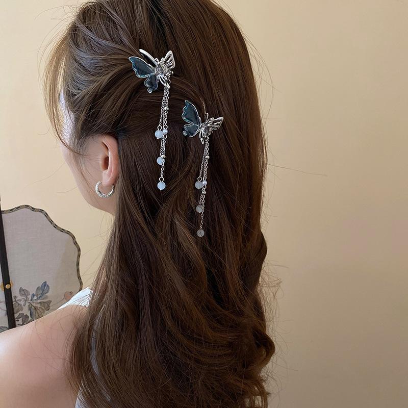 2 Pcs New Blue-silver Splicing Butterfly Imitation Pearl Fringe Small Crab Hair Clips for Women Princess Style Bangs Shark Clip