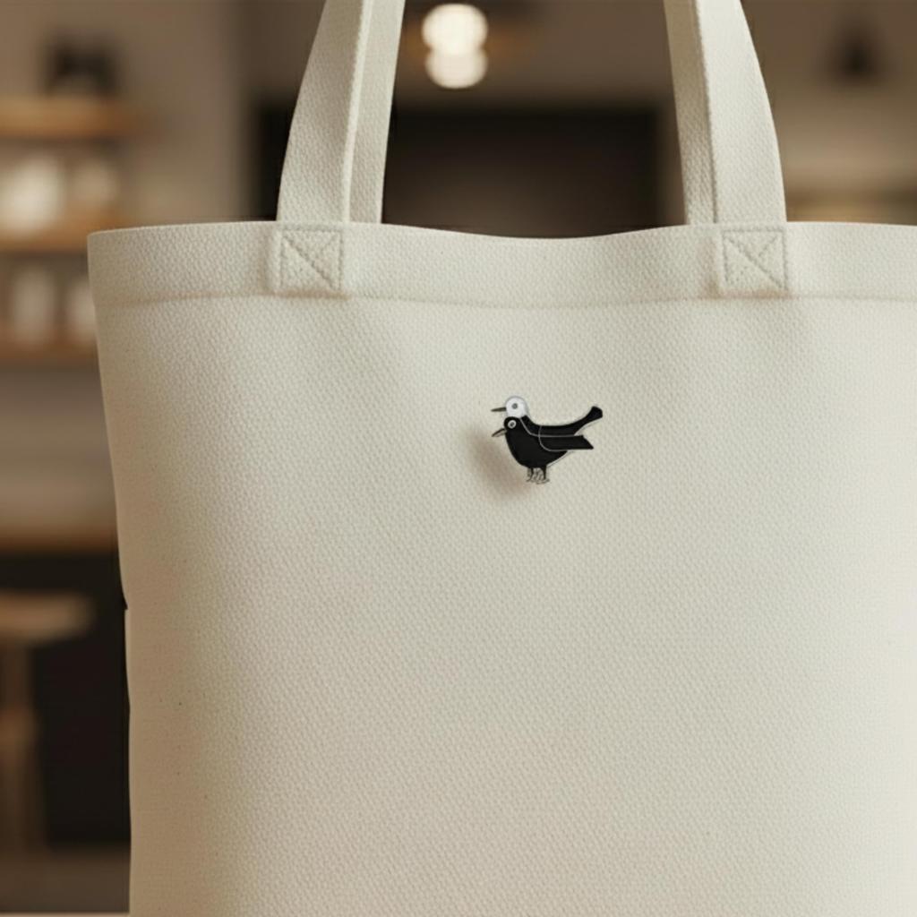 Don Flyee Yogennotori (Demonic Bird) Pin, Butterfly Clutch, Lightweight Alloy Accessory, Amulet, Gift, C0062