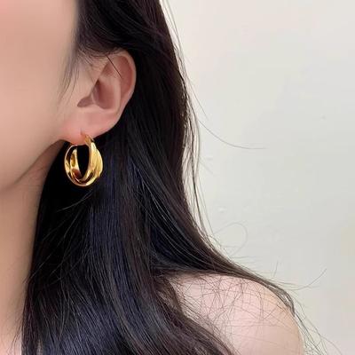 Pendientes Redondos Estilo Hong Kong Brillo Dorado Lujo Ligero Retro Pendientes de Sentido Mayor Femenino Diseño de Nicho Pendientes Versátiles Ambiente Vuelta a Clases