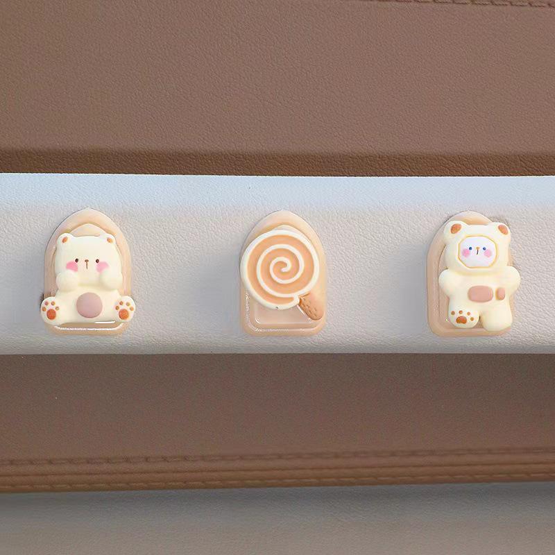 Niedlicher Multifunktionaler Hängehaken für die Vordersitze von Autos