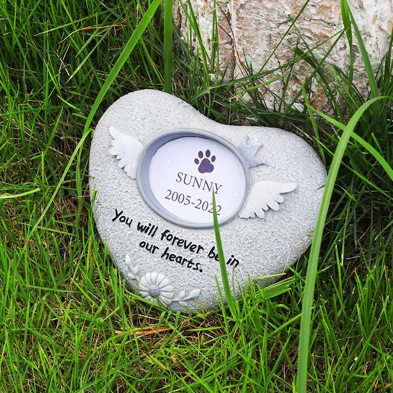 Pet Dog Tombstone Creative Resin Simulation Memorial Stone Cat Tombstone Small Animal Sacrifice Monument Handicraft Ornaments