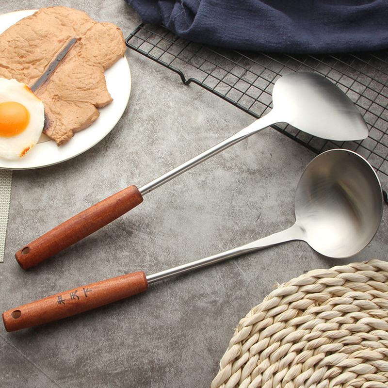 Edelstahl Wender Suppenlöffel, Wokspatel Schöpfkelle mit Holzgriff - Kochutensilien