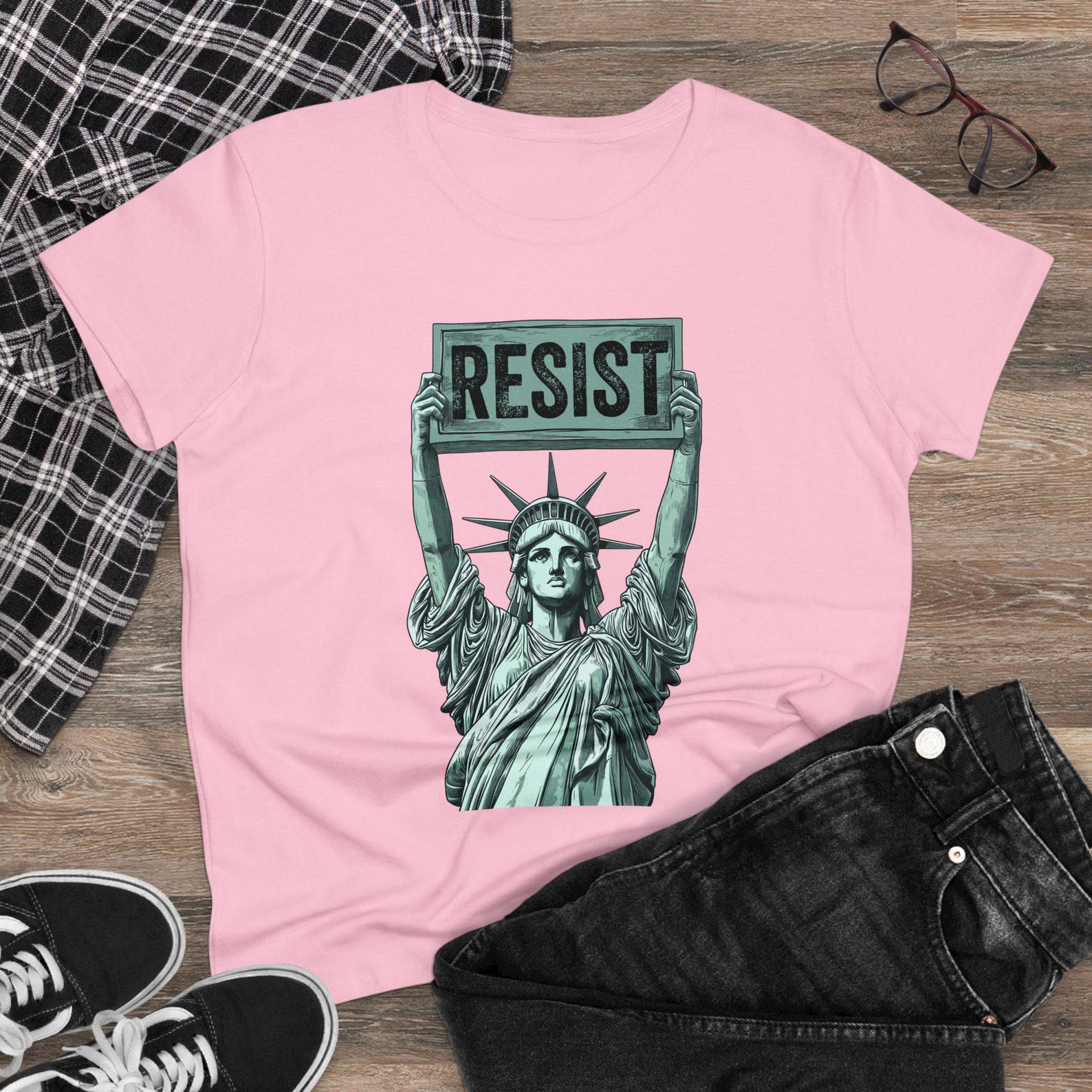 Statue of Liberty holding Resist sign - Women s Midweight Cotton Tee - Anti-Trump, Pro Women s Rights, Feminist t-shirt 3XL