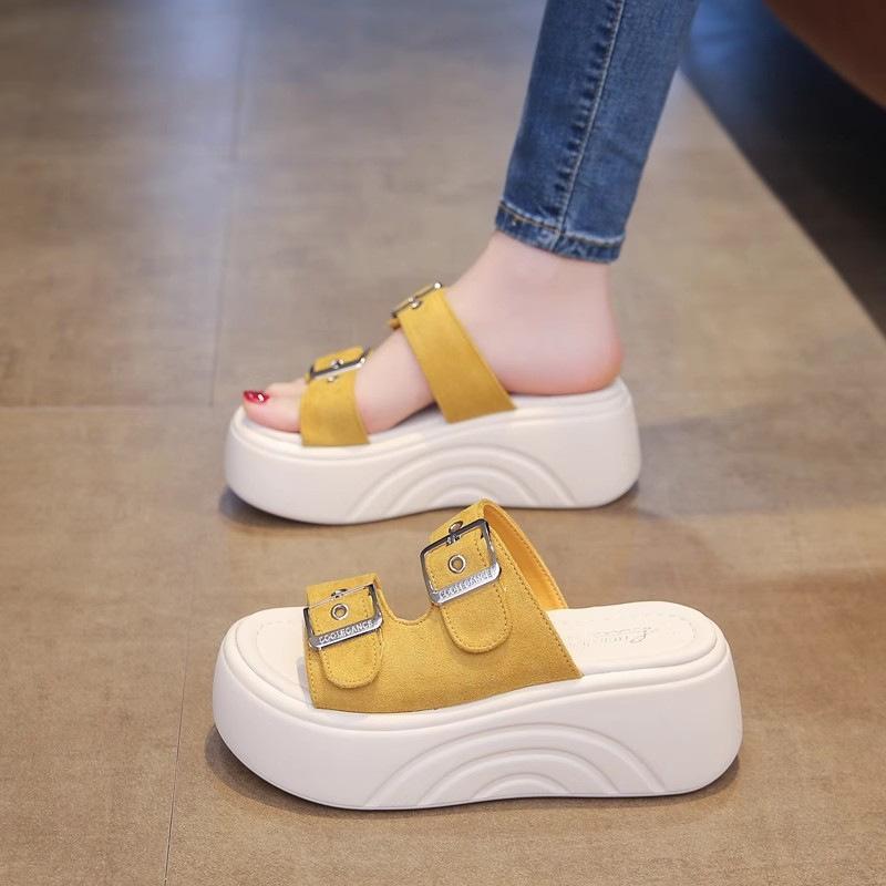Premium Thick-soled Slippers Women's New Summer 2025 Outer Wear Small Height-increasing Cool Slippers Seaside Beach Slippers