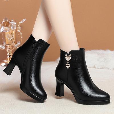 Fashion Comfortable Soft Leather Warm Winter Short Boots Women Platform Boots Block High Heels Ankle Boots for Office Mom Model