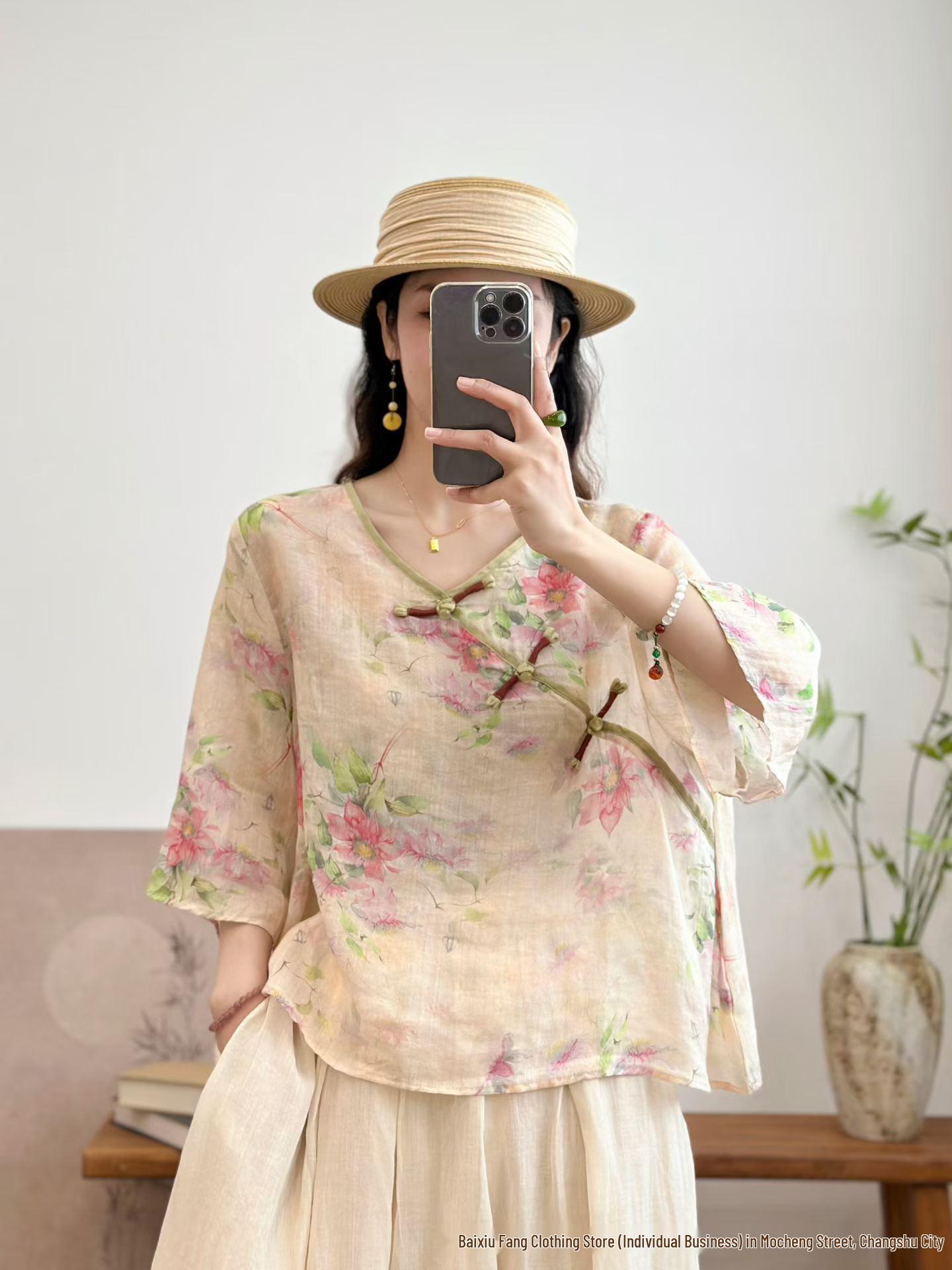 Women s Artistic V-Neck Polka Dot Linen Shirt - Chinese Style, Loose Fit, Three-Quarter Sleeves One Size
