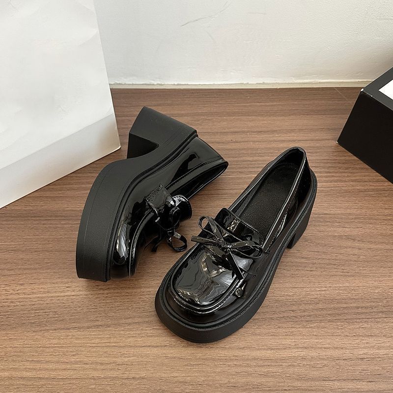 Retro Round Head Versatile Thick High-heeled Small Leather Shoes for Women's 2025 Spring New Japanese Skirt Bow Loafers