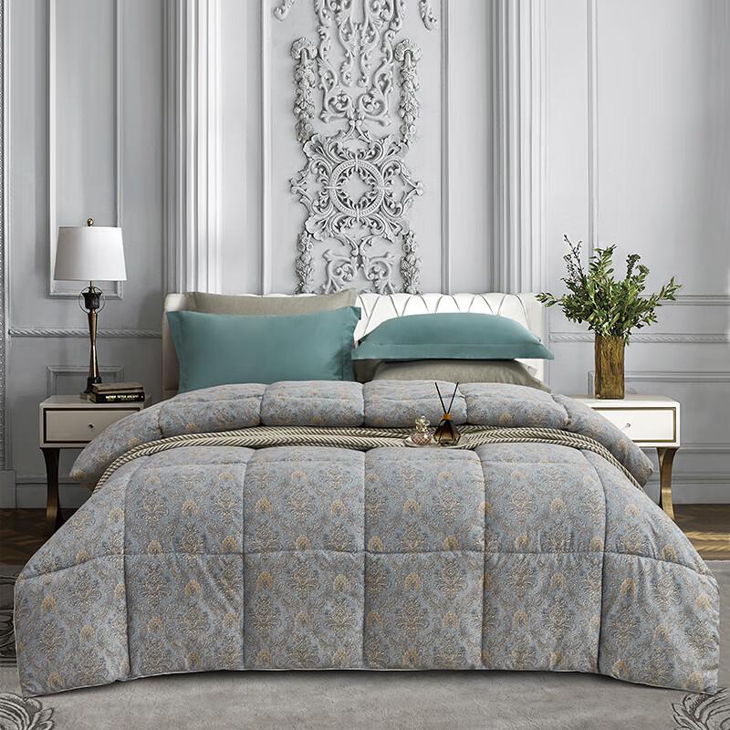 

Hodo All-Season Feather Silk Quilt