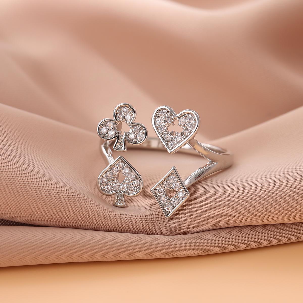 

New Fashion Creative Playing Card 925 Sterling Silver Personality Peach Square Plum Blossom And Spade Opening Rings R379 срібний