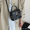 Hand Carry High-end Bucket Bag Women's Fashion Shoulder Bag Summer New Niche Simple Casual Women's Bag
