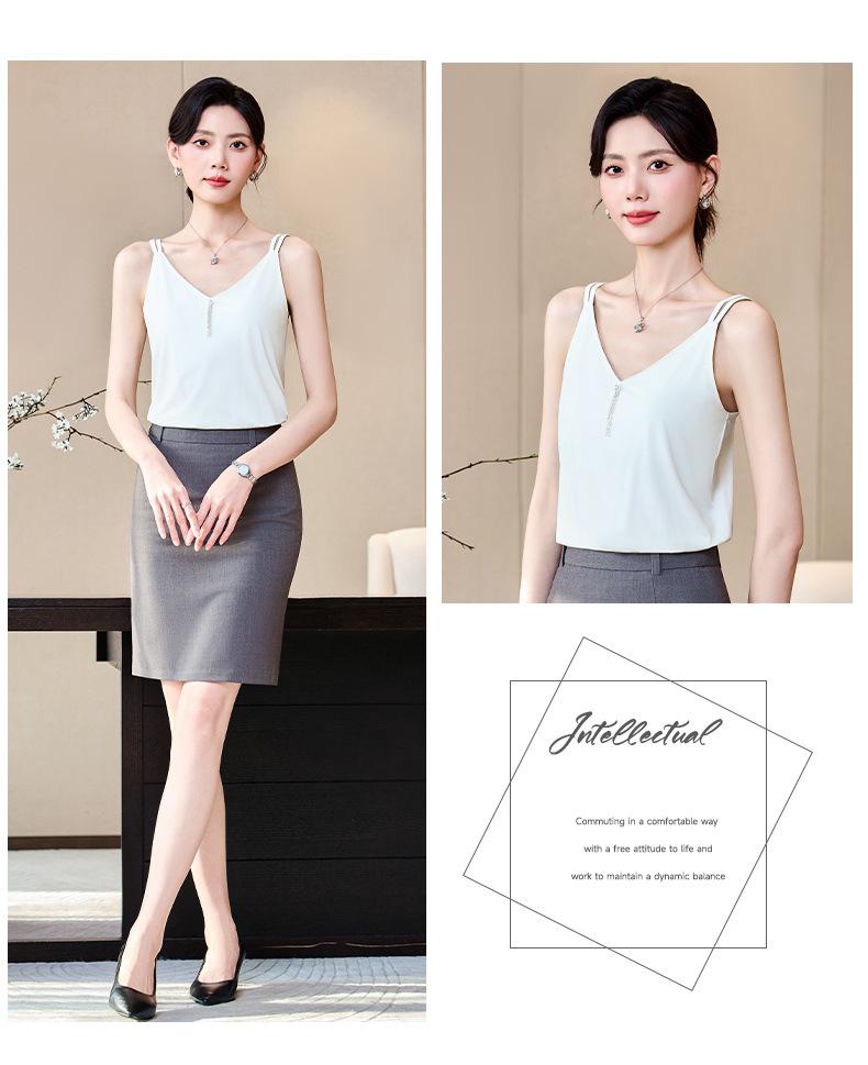 Women's Short Sleeve Professional Suit for Salon and Hotel Work