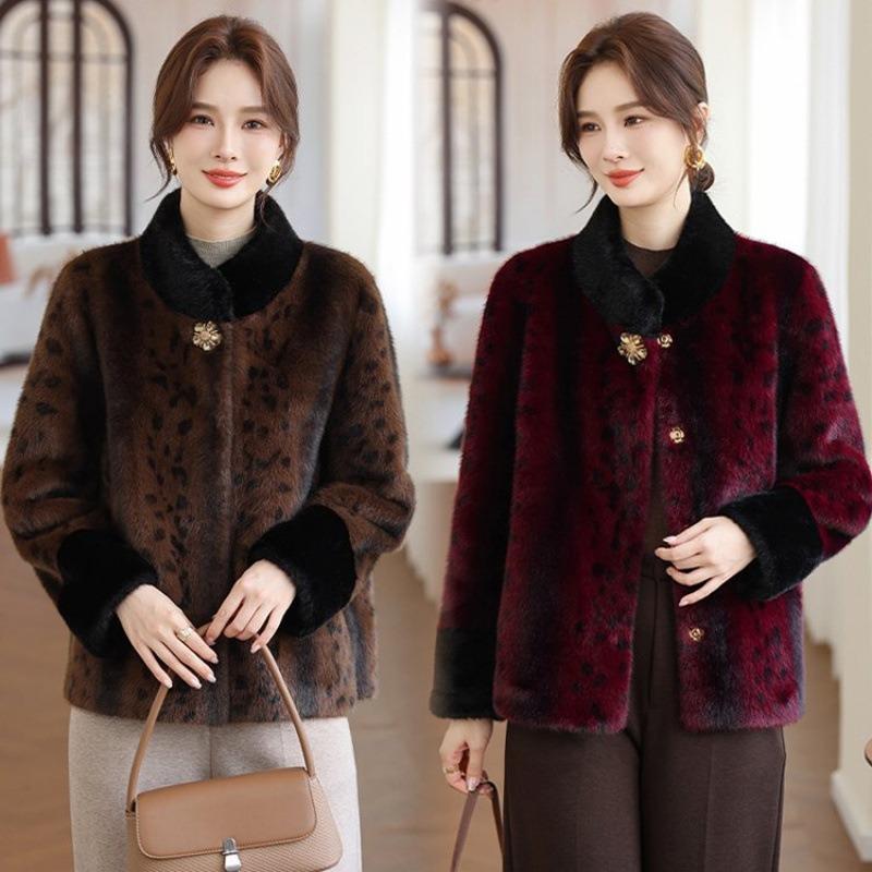 High-End Winterjacke mit integriertem Fell, edlem Temperament und neuem Nerzmantel in mittlerer Länge