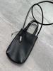 Macaron series mobile phone bag, cowhide shoulder messenger bag, first layer cowhide portable small square bag, free pendant.